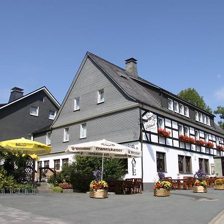 Ferienwohnungen Landgasthof Gilsbach Winterberg Bagian luar foto