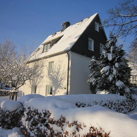 Ferienwohnungen Landgasthof Gilsbach Winterberg Bagian luar foto